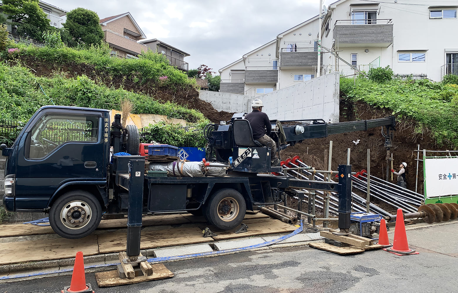地盤改良工事 GROUND IMPROVEMENT WORK